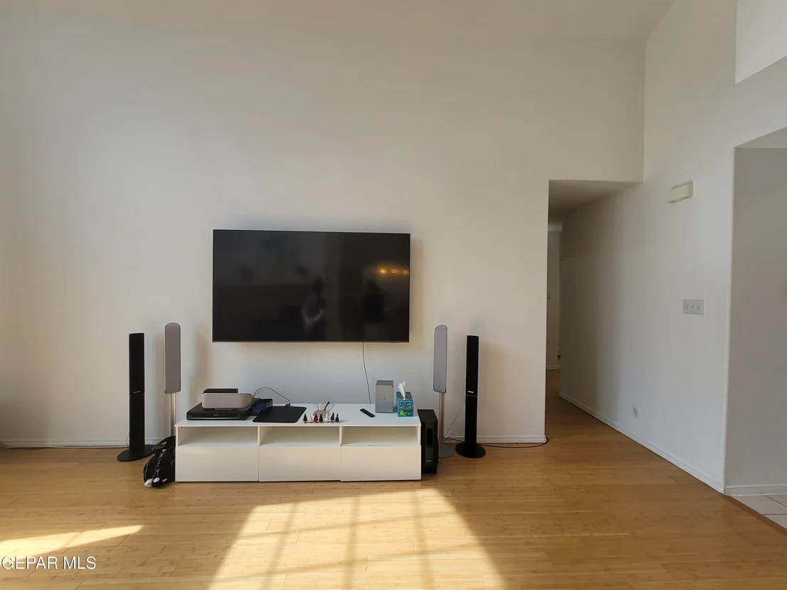 Photo of 1305 TRAIL RIDGE Drive