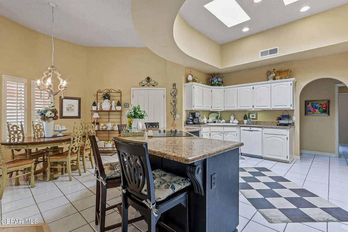 Photo of 4652 GLOBE WILLOW Drive
