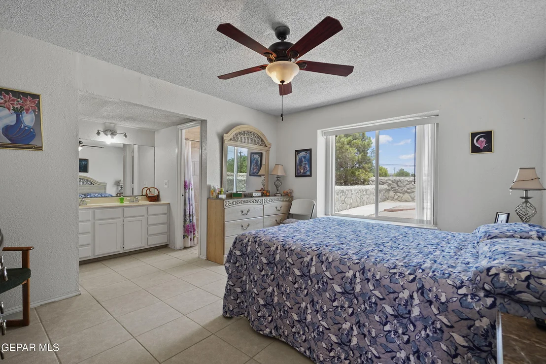 Photo of Unit A at 1557 Greg Powers Drive