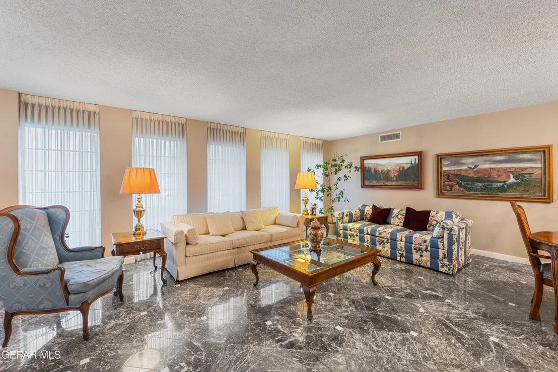 Photo of 6233 Meteor Way