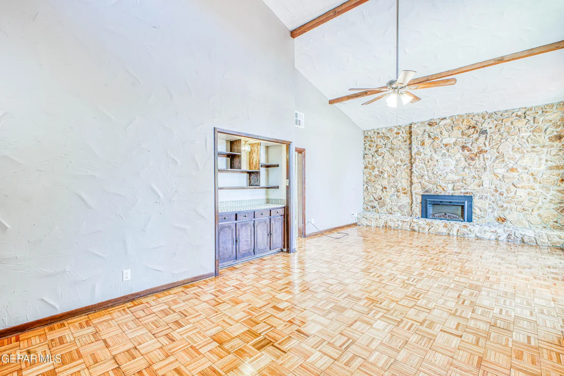 Photo of 820 Galloway Drive