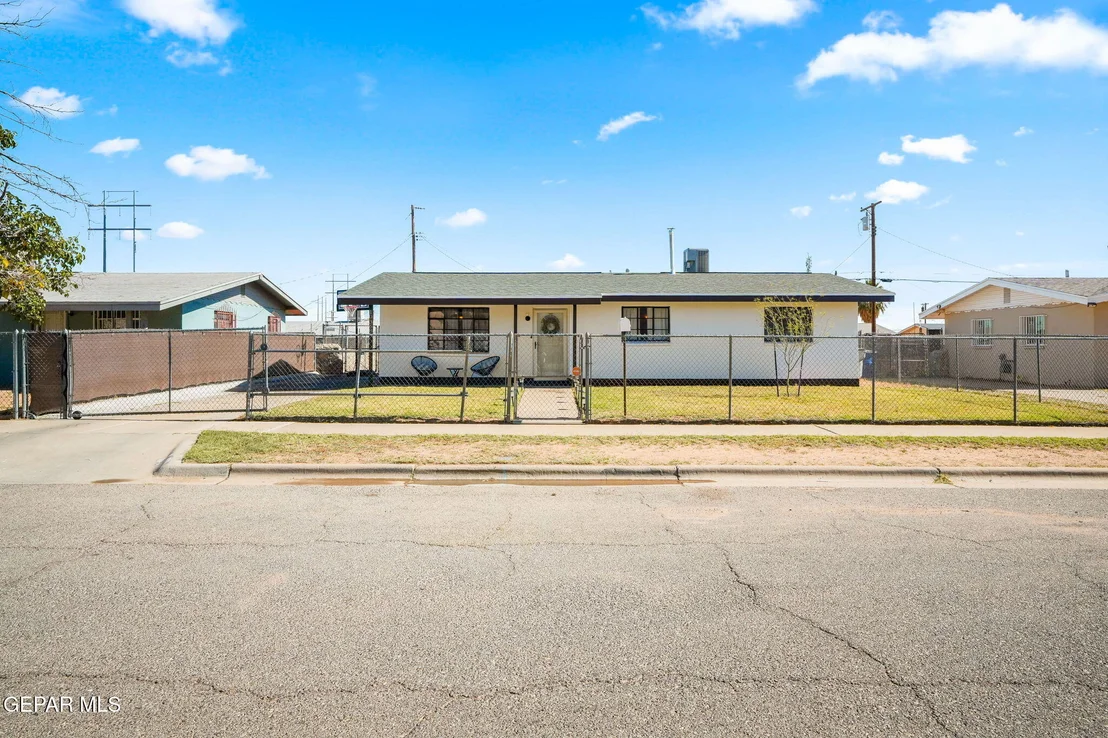 Photo of 10368 Preston Drive