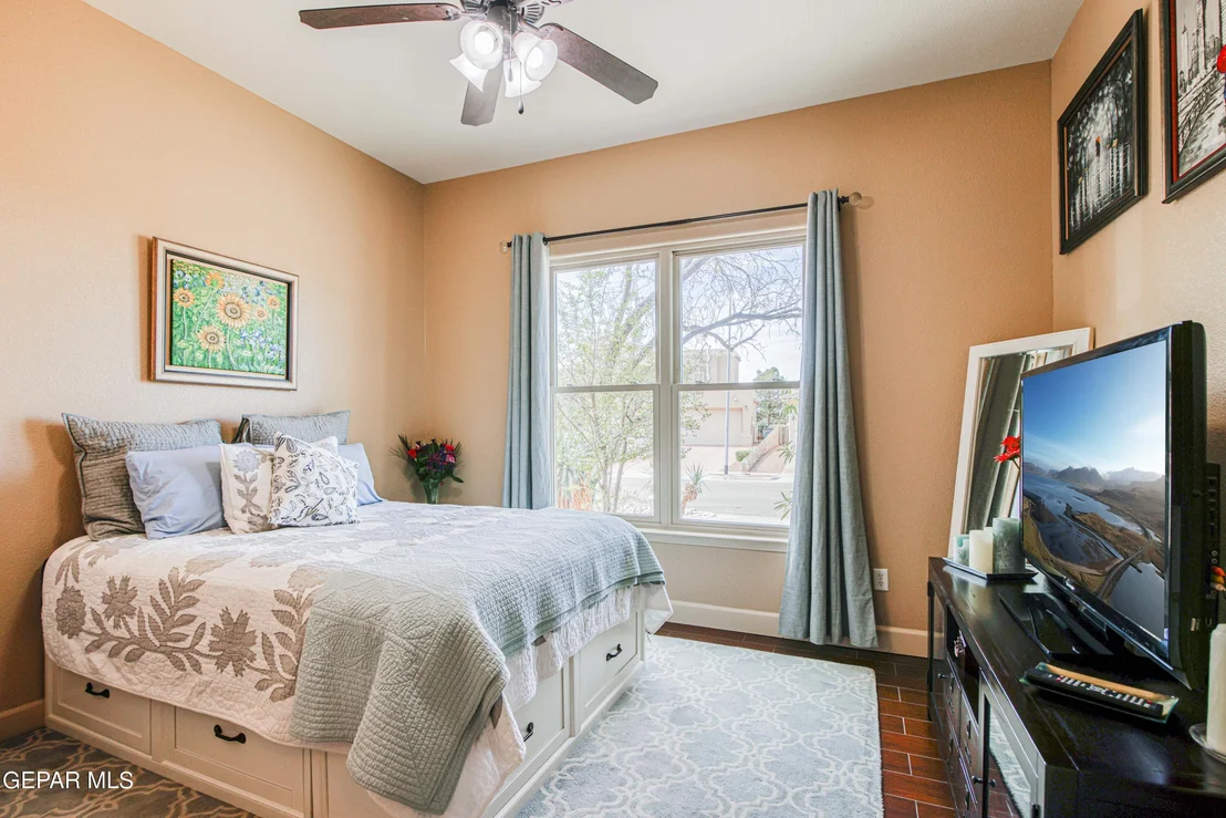 Photo of 6292 FRANKLIN DOVE Avenue