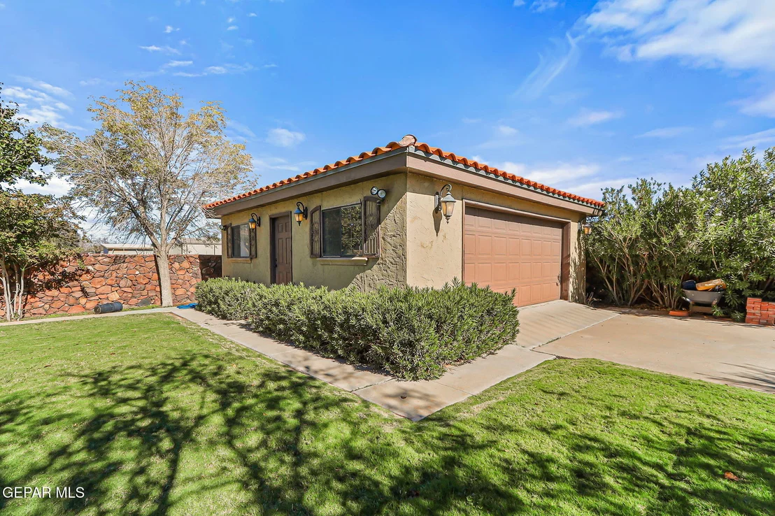 Photo of 3934 Emory rd Road