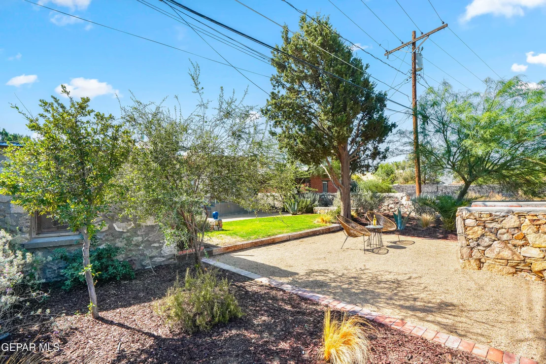 Photo of 1019 KELLY Way