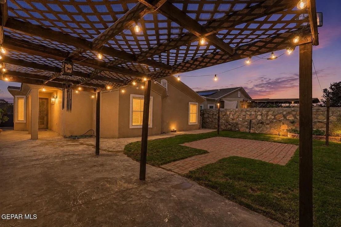 Photo of 14540 SMOKEY POINT Drive