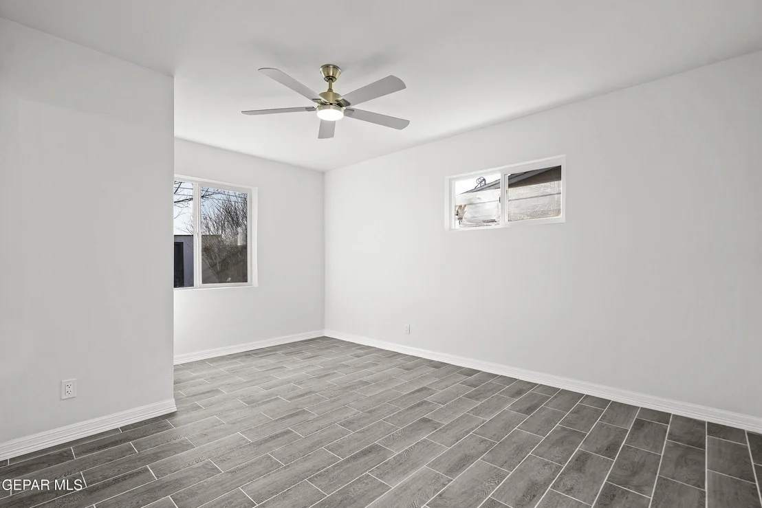 Photo of 4902 Maxwell Avenue