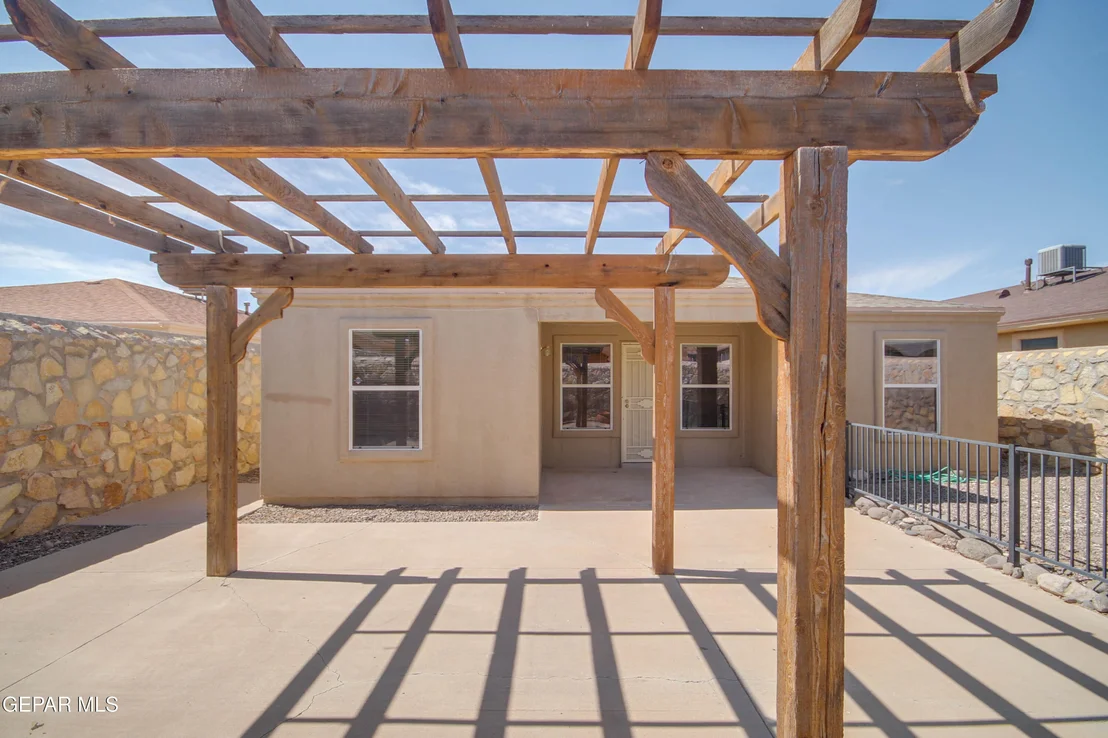 Photo of 14353 SPANISH POINT Drive