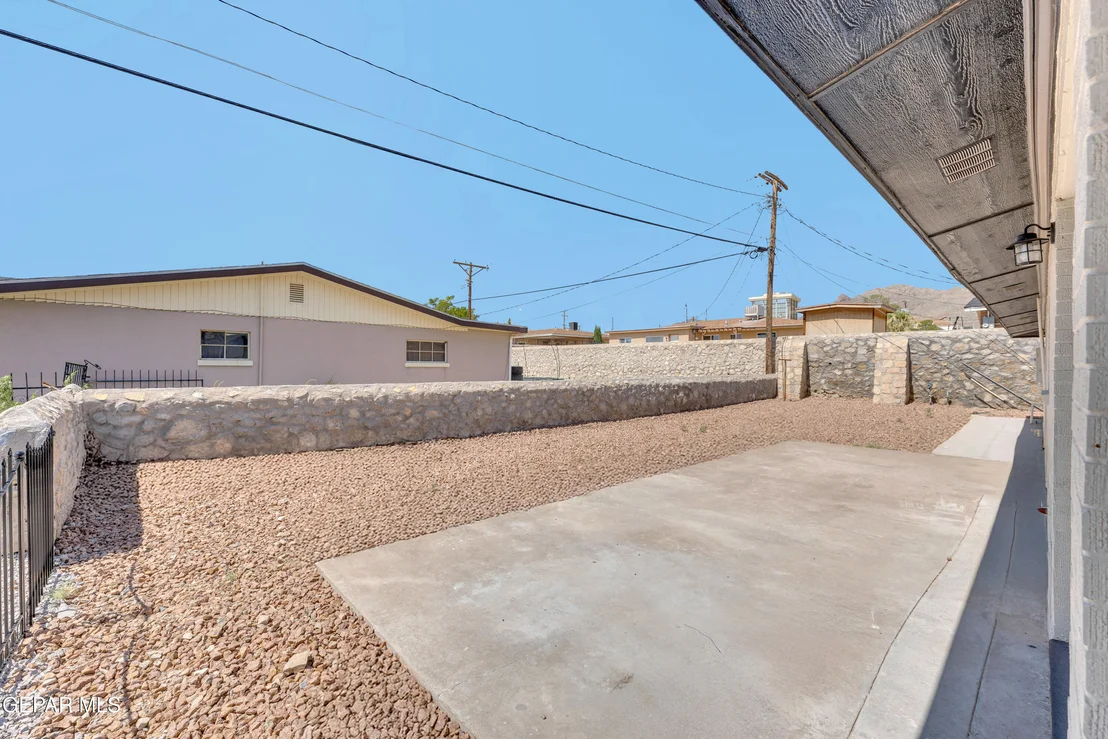Photo of 6001 FANDANGO Place