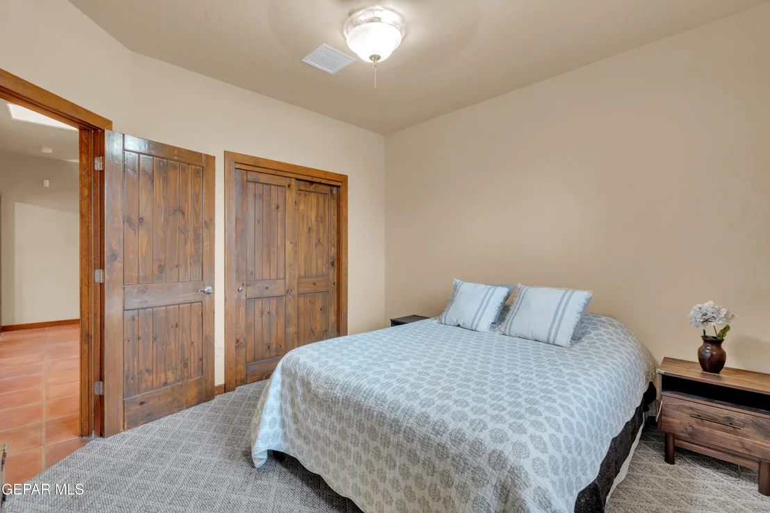 Photo of 1072 LOS MOROS Drive