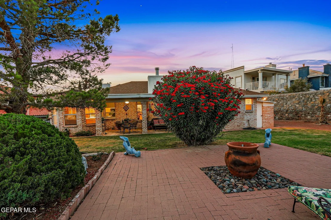 Photo of 7616 DIANJOU Drive