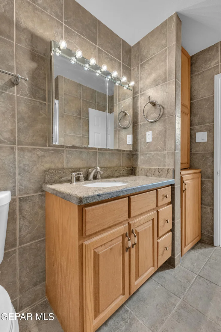 Photo of 404 CHERMONT Drive