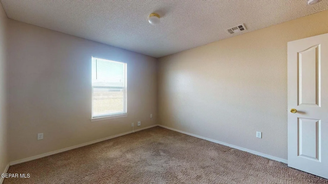 Photo of 10445 SILVERCLOUD Drive