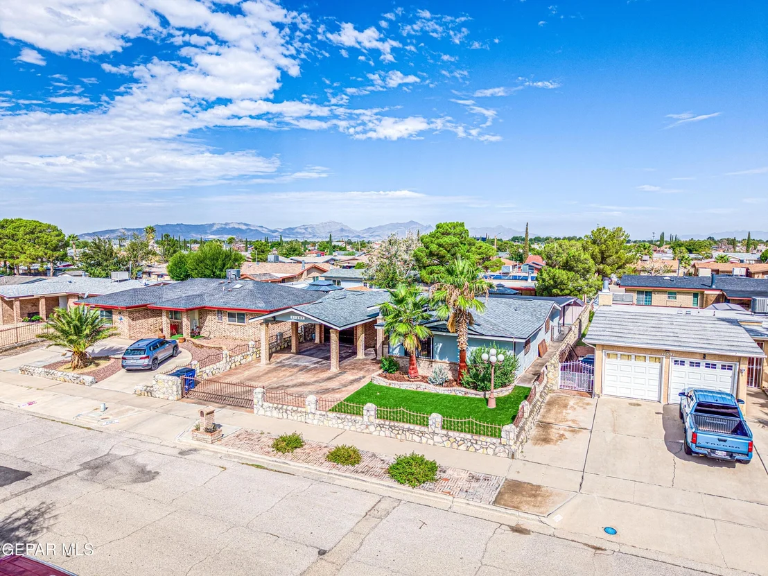 Photo of 11387 BEACH FRONT Drive