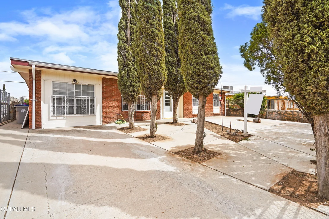 Photo of 10442 TRIUMPH Drive