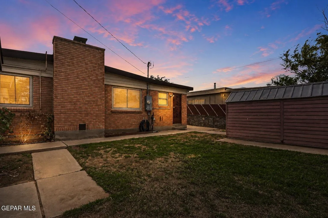 Photo of 10544 BRISBANE Way