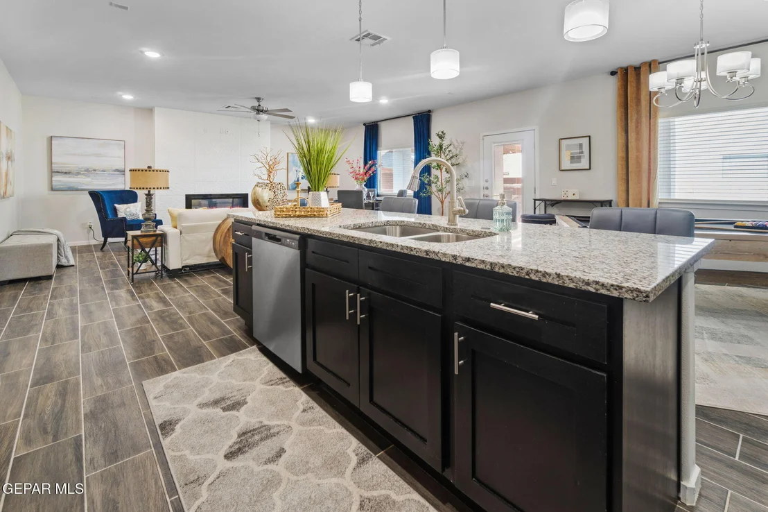 Photo of 804 BLINGWOOD