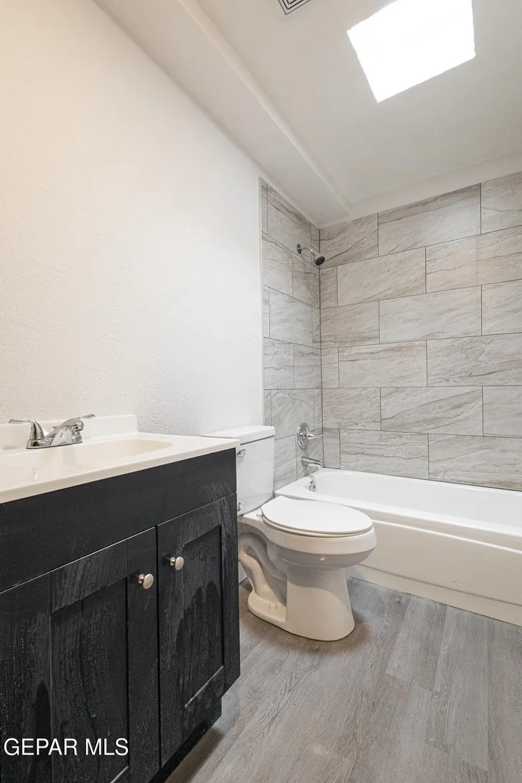 Photo of 720 Santa Barbara Drive