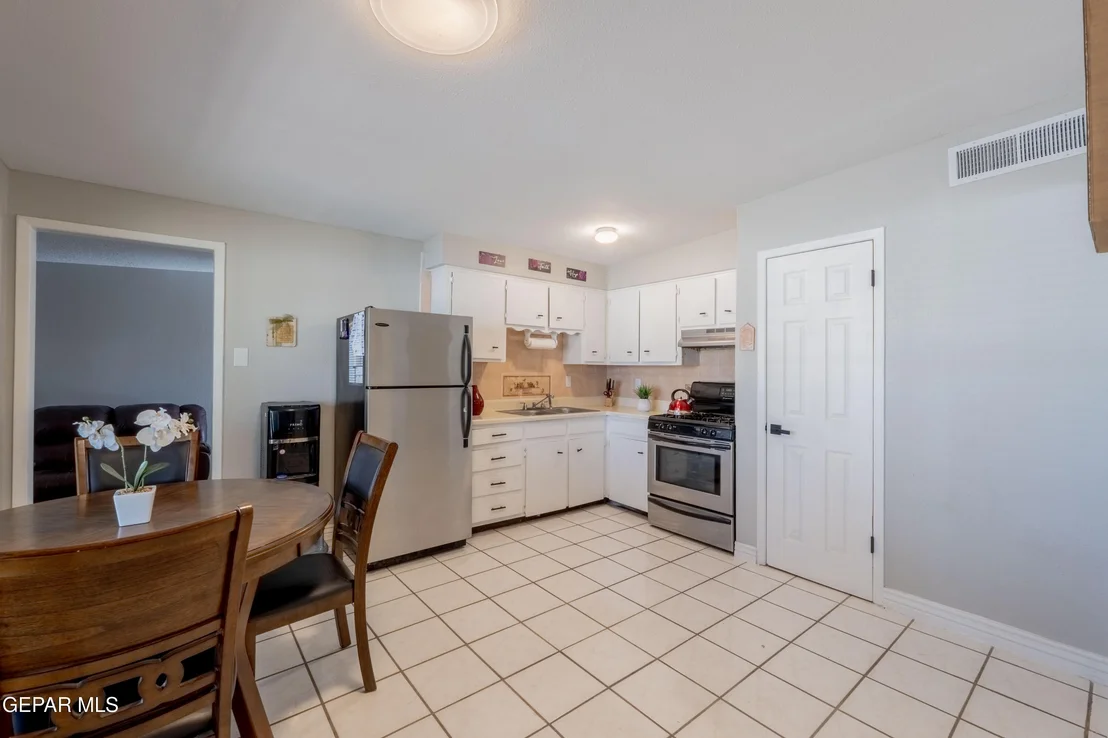 Photo of 264 LINK Drive