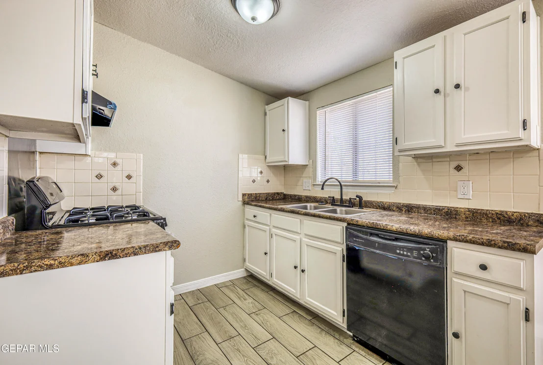 Photo of 4883 Maureen Circle