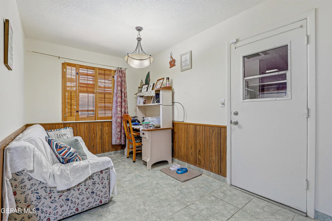 Photo of 10537 SAIGON Drive