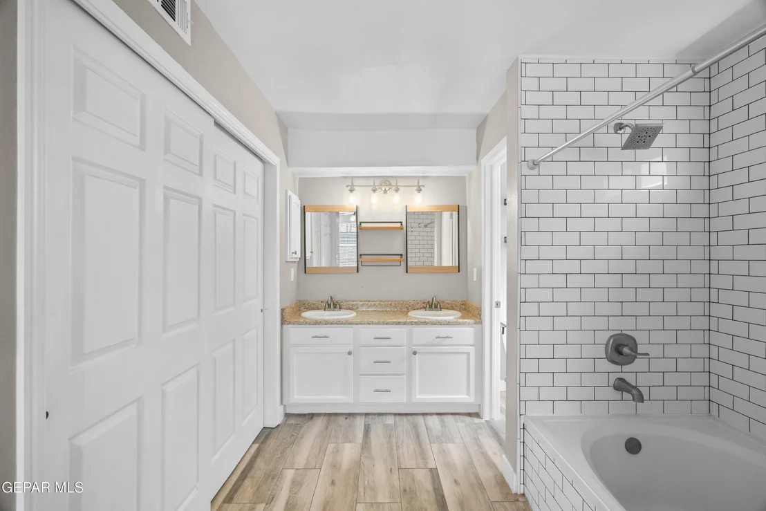 Photo of 729 Paseo Sereno Drive