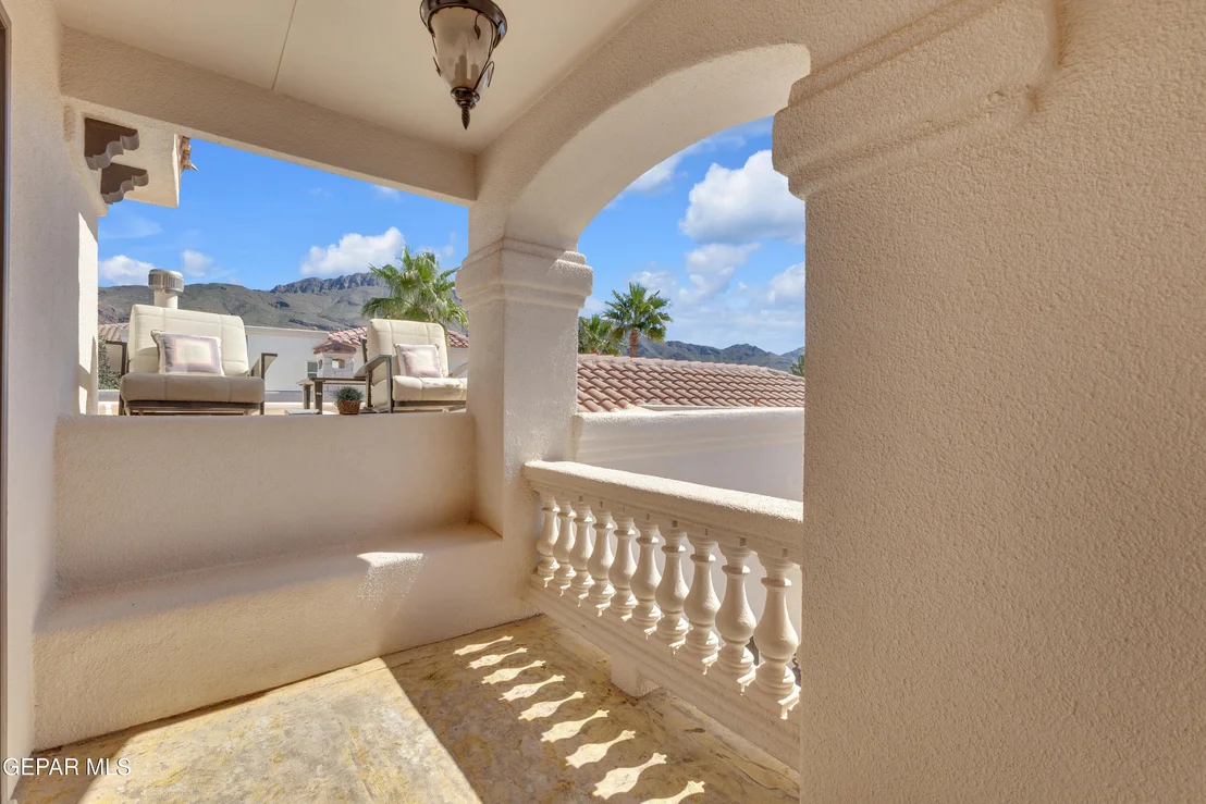 Photo of 1237 CALLE LAGO