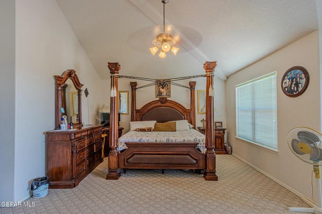 Photo of 528 FLANAGAN Place