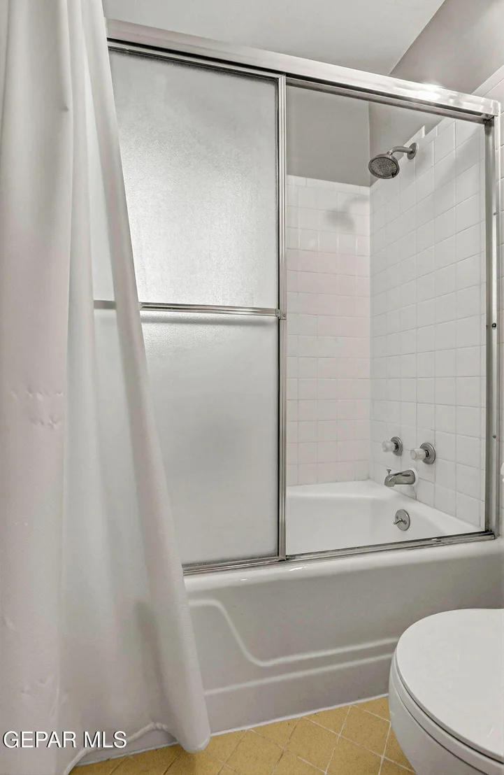 Photo of 301 NORTHWIND Drive