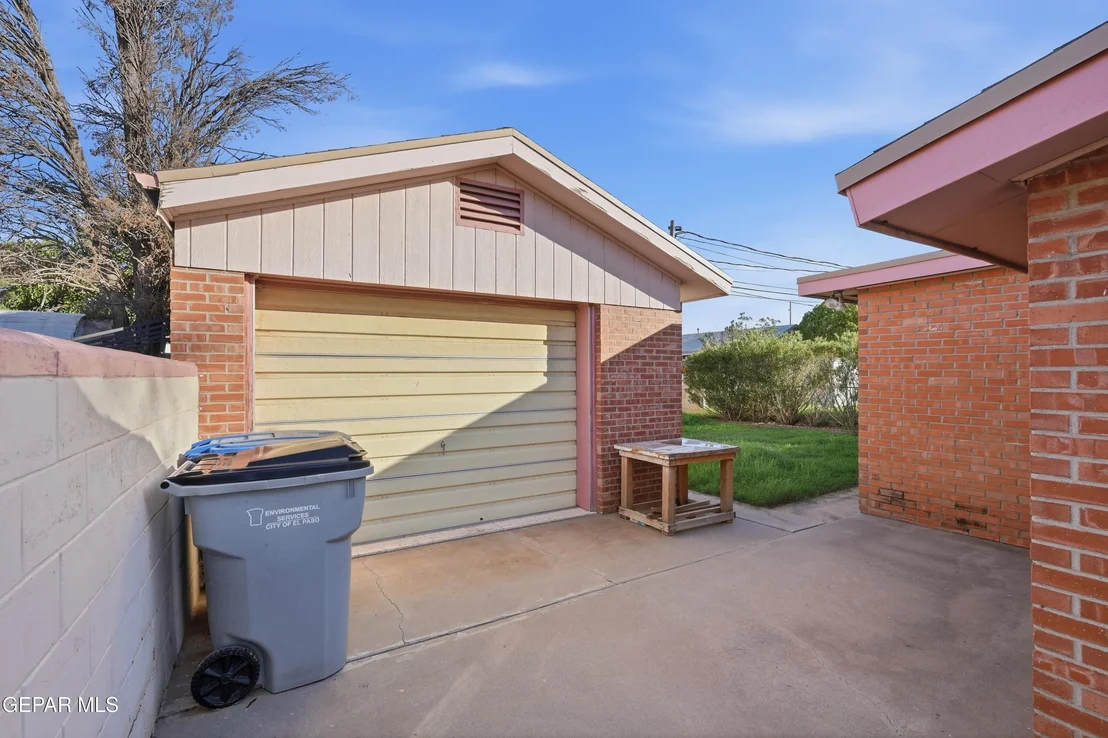Photo of 232 MANGO Road