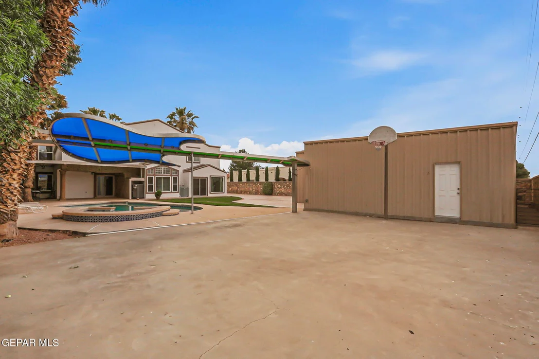 Photo of 6016 OLEASTER Drive