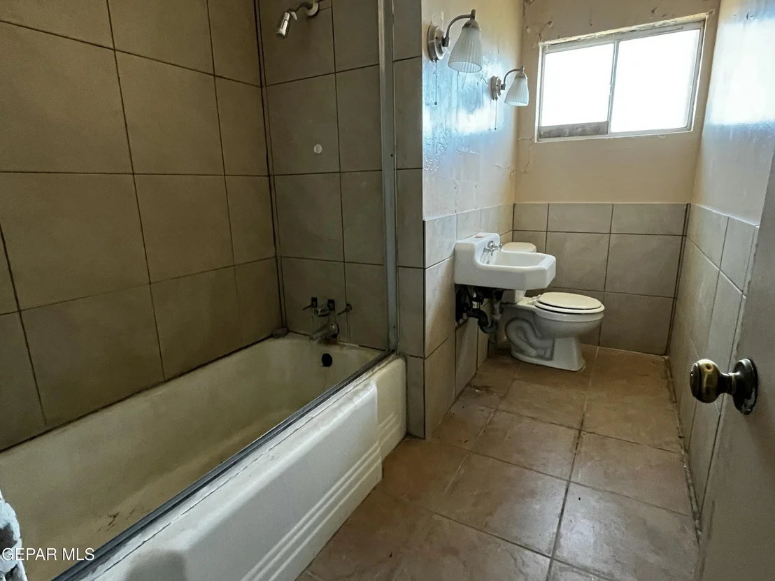 Photo of 4733 Guadalupe Drive