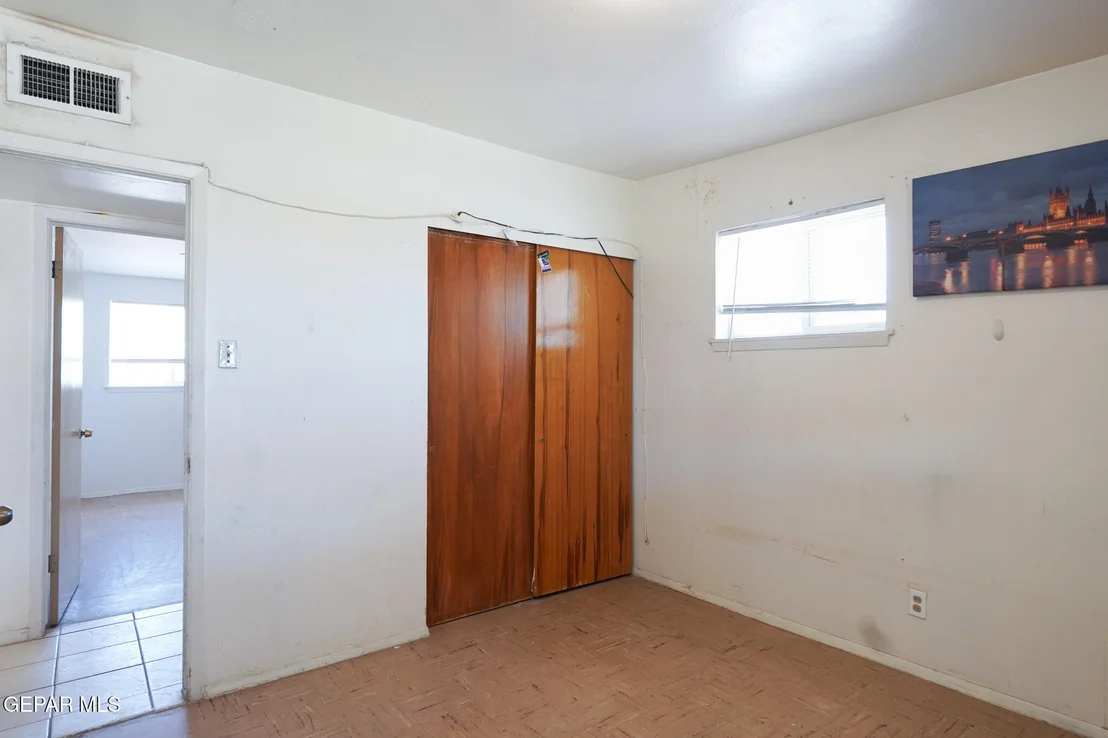 Photo of 8375 REINDEER AVE EL PASO, Avenue
