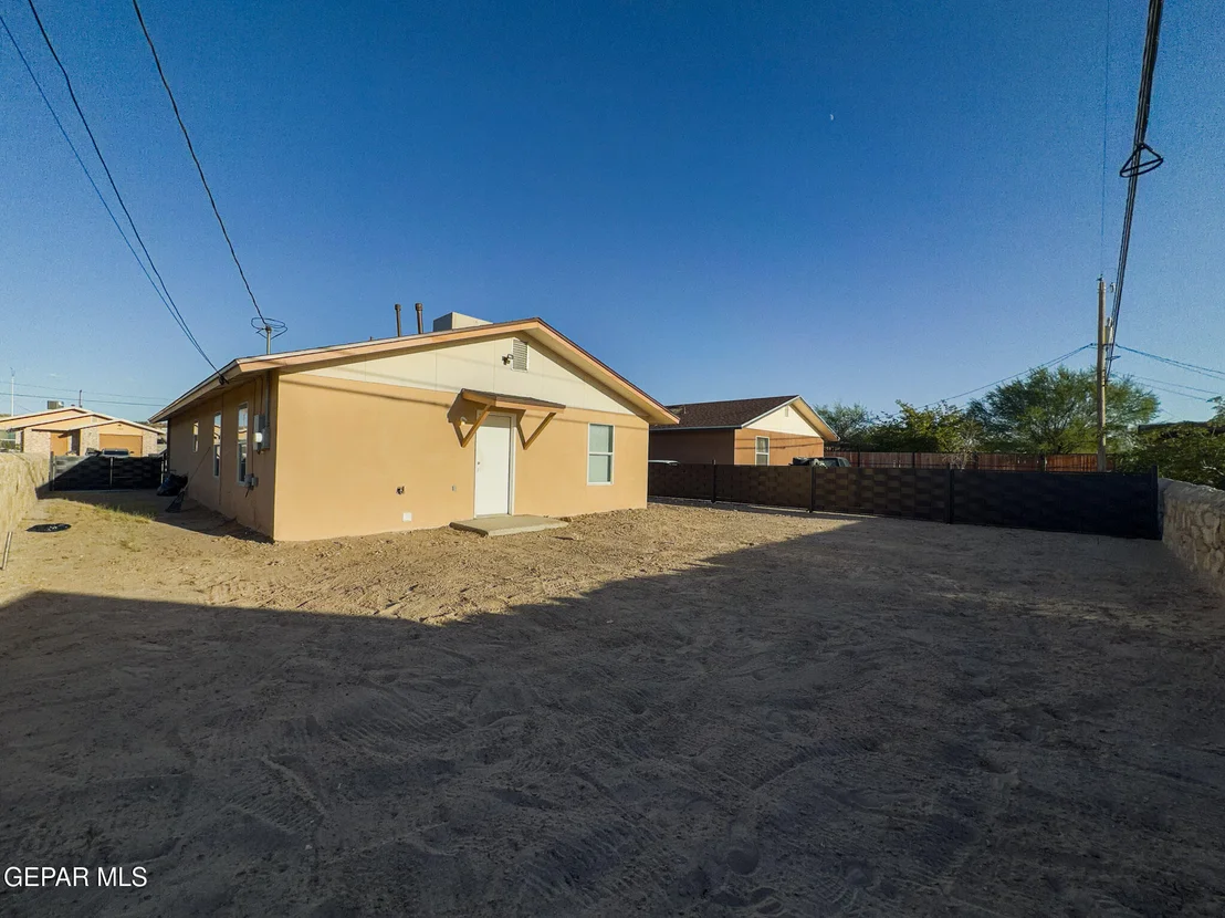 Photo of 441 REILLY Lane