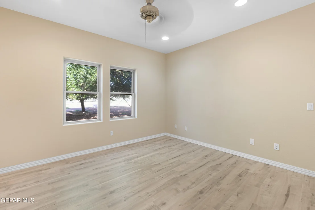Photo of 1207 FIGHTING BUCK Avenue