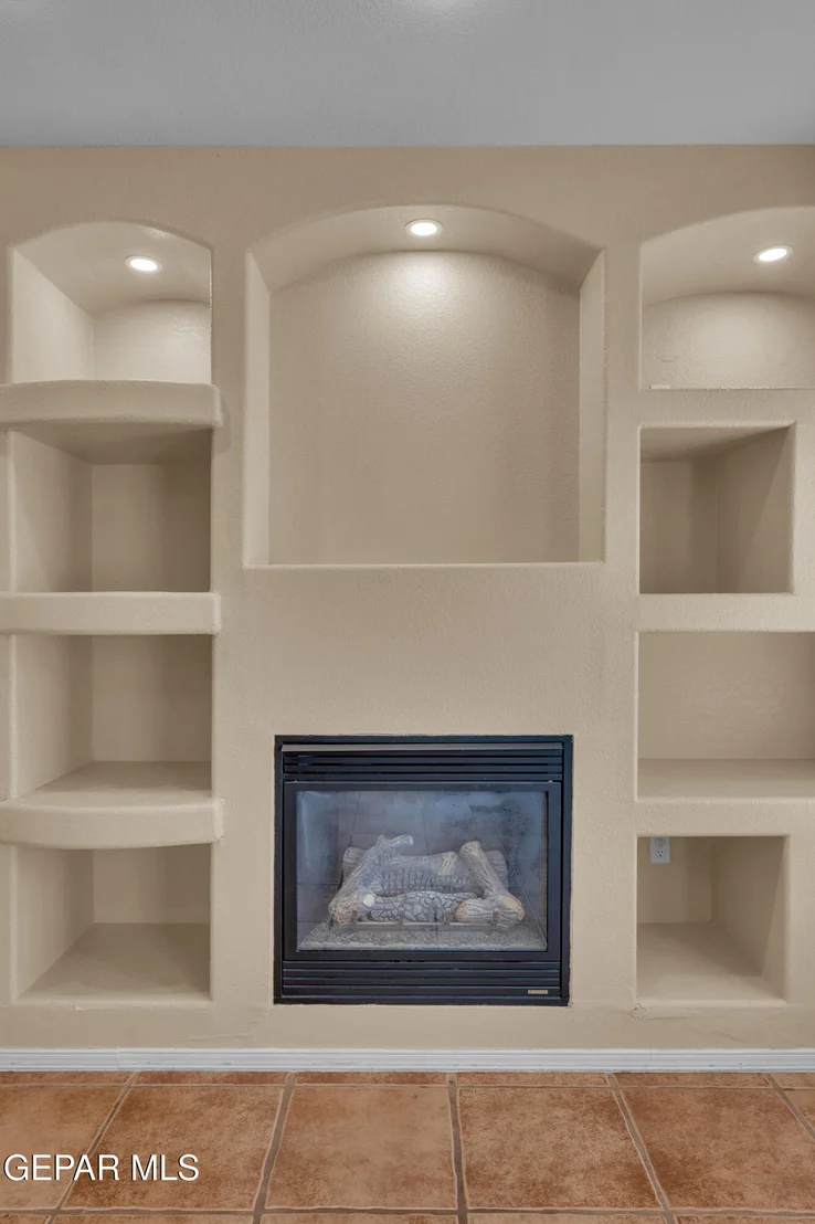 Photo of 6358 FRANKLIN VIEW Drive