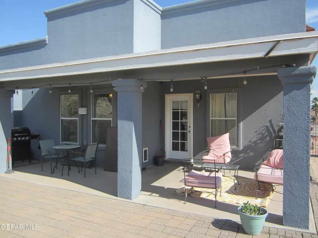 Photo of 7605 Dianjou Drive