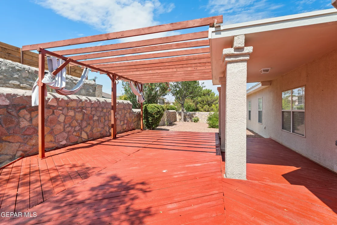 Photo of 6552 ISLA DEL REY Drive
