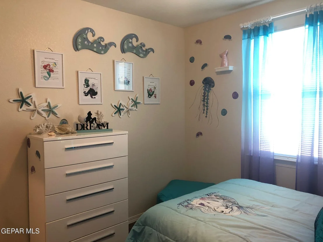 Photo of 10705 Aaron Street