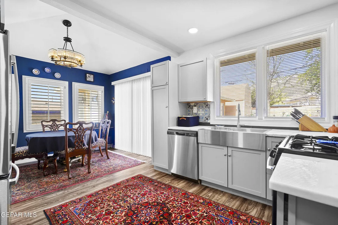 Photo of 1109 WHITAKER Lane