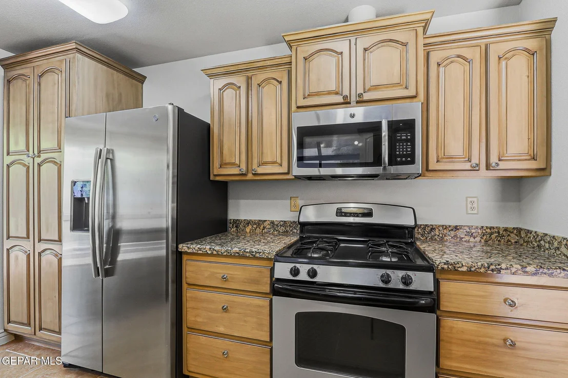 Photo of 1057 LOS JARDINES Circle