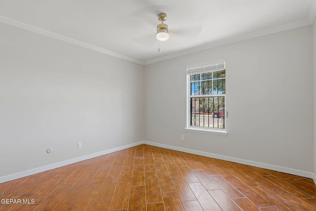 Photo of 2617 AQUATIC Lane