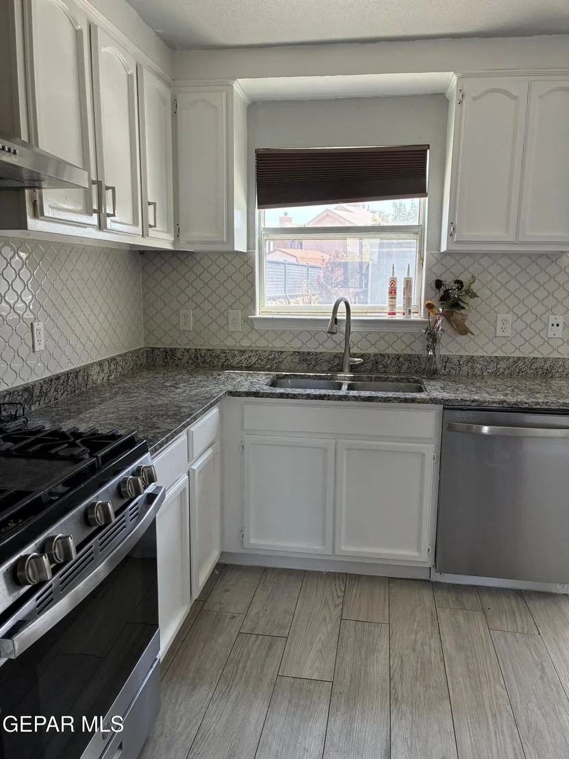 Photo of 7113 MESQUITE TREE Lane