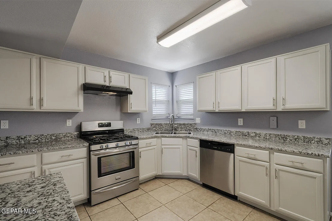 Photo of 3321 CHICKASAW Drive