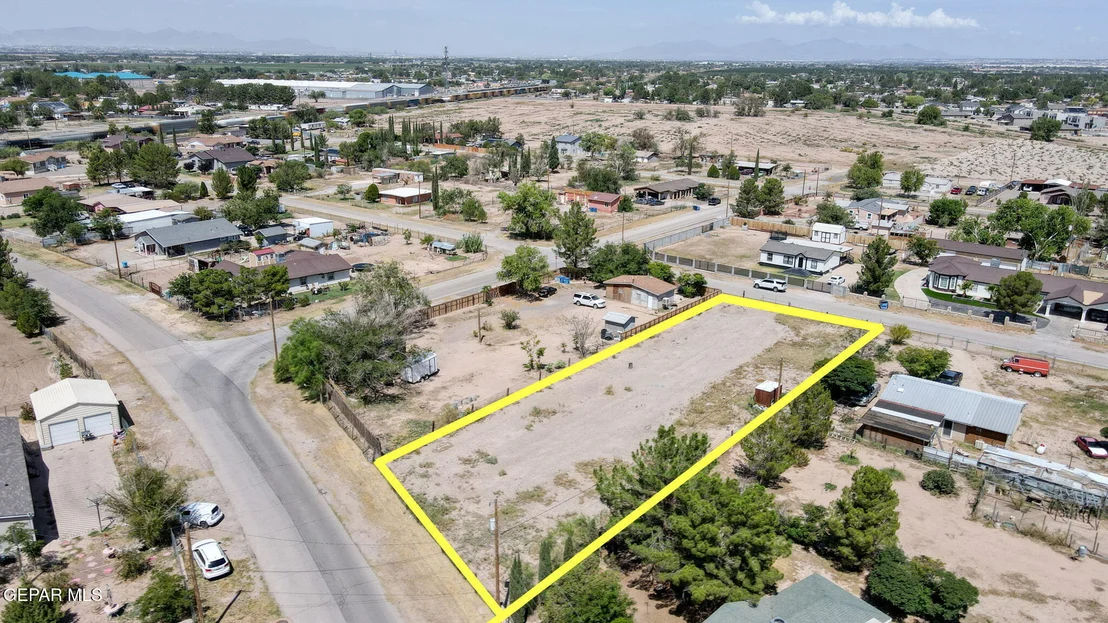 Photo of 410 Valle Rojo Drive