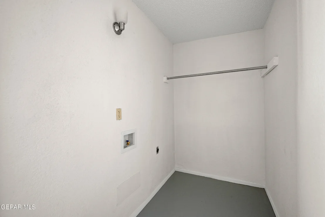 Photo of 276 ROMERIA Drive