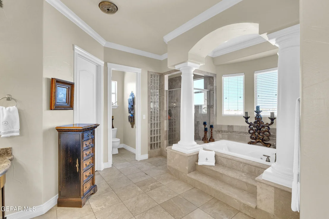 Photo of 1237 CALLE LAGO