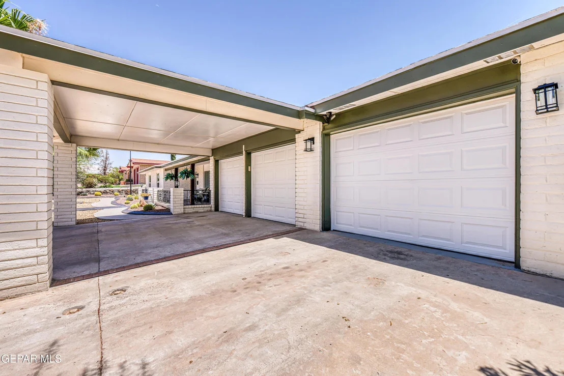 Photo of 10528 Ashridge Drive