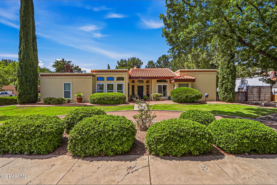 Photo of 716 Willow Glen Drive
