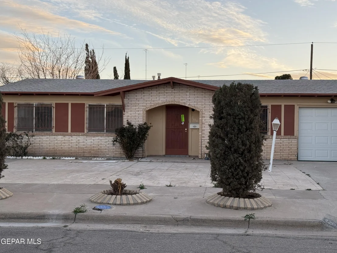 Photo of 7140 Lemon Tree Lane